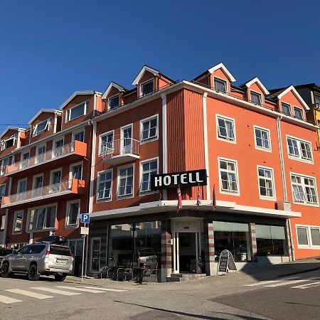 Astoria Hotel Kristiansund Esterno foto
