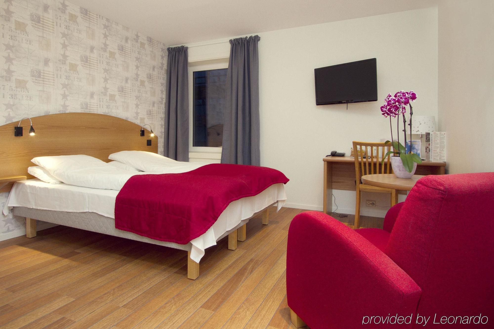 Astoria Hotel Kristiansund Esterno foto
