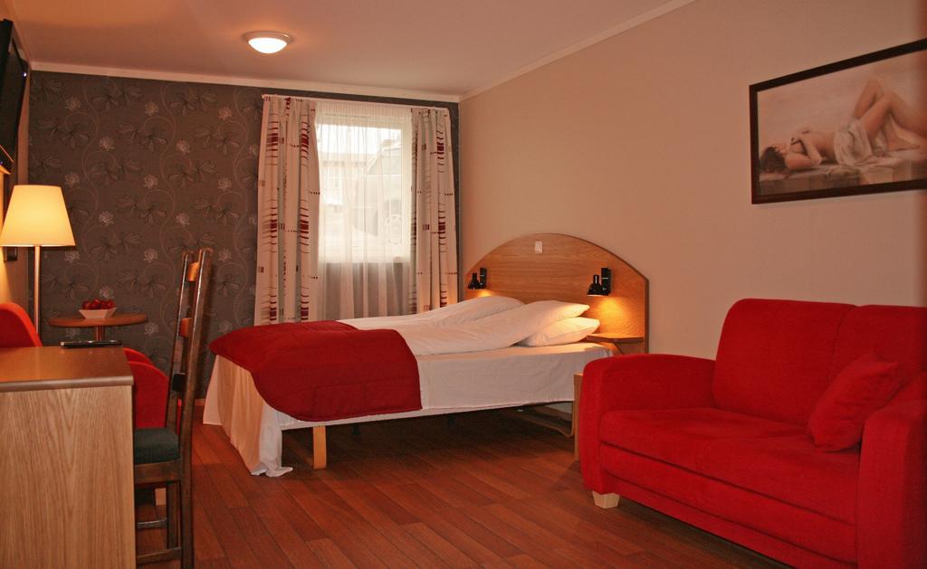 Astoria Hotel Kristiansund Esterno foto